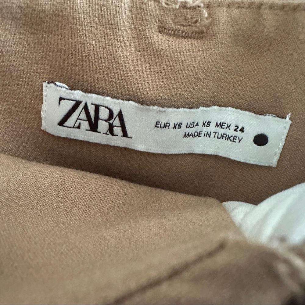 Zara High Waisted Trousers with Belt - Picture 3 of 3